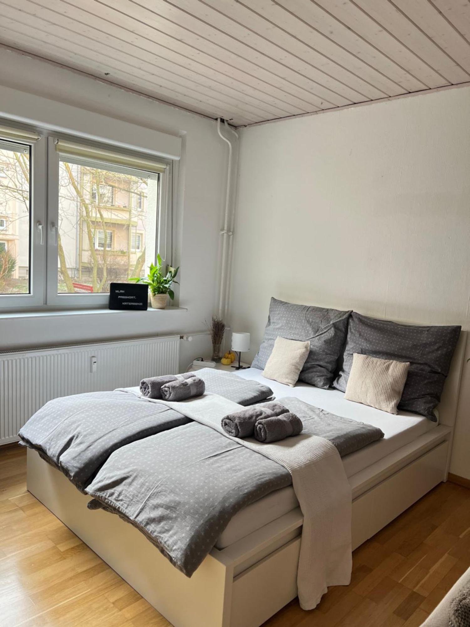 Homestay Benzi Эрфурт Экстерьер фото